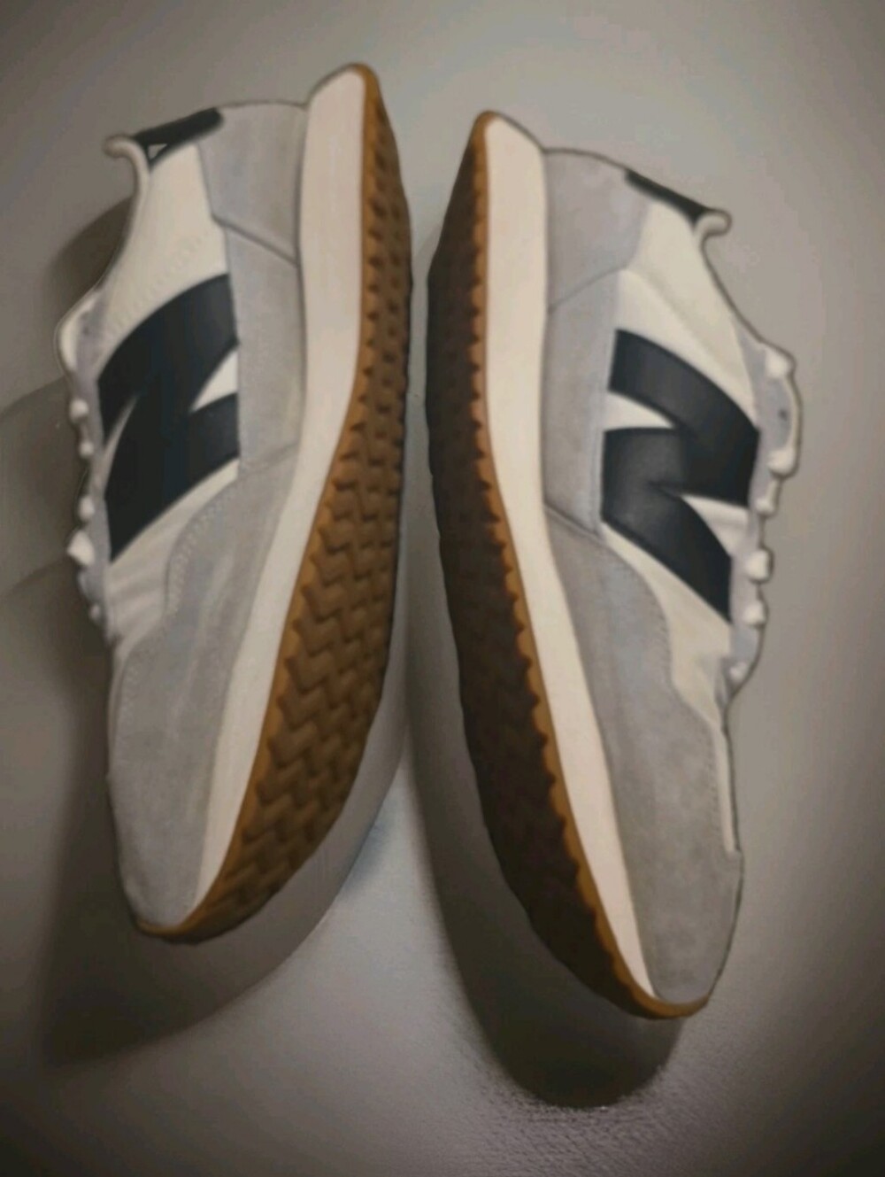 Pre-loved New Balance 237 White Grey /Black Logo Sz 11.5 Style code:MS237CI